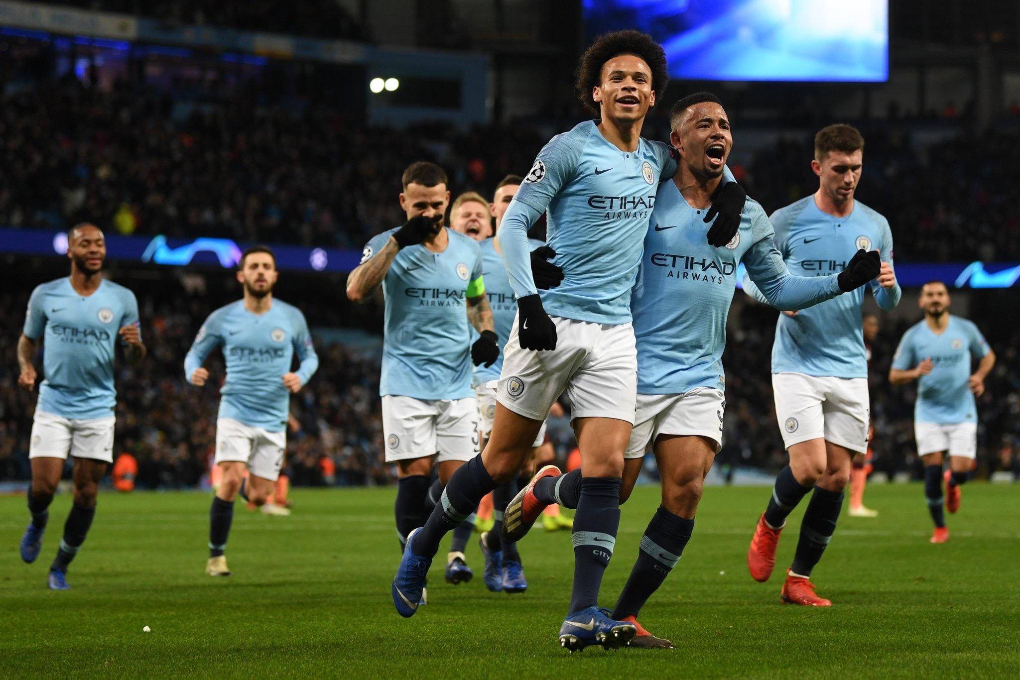 记者：切尔西、巴黎、皇马、曼联对河床新星马斯坦托诺感兴趣.