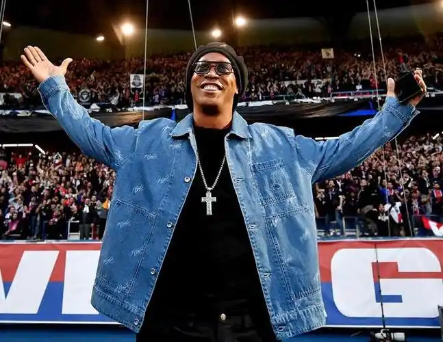 中帮助球队 中帮助球队