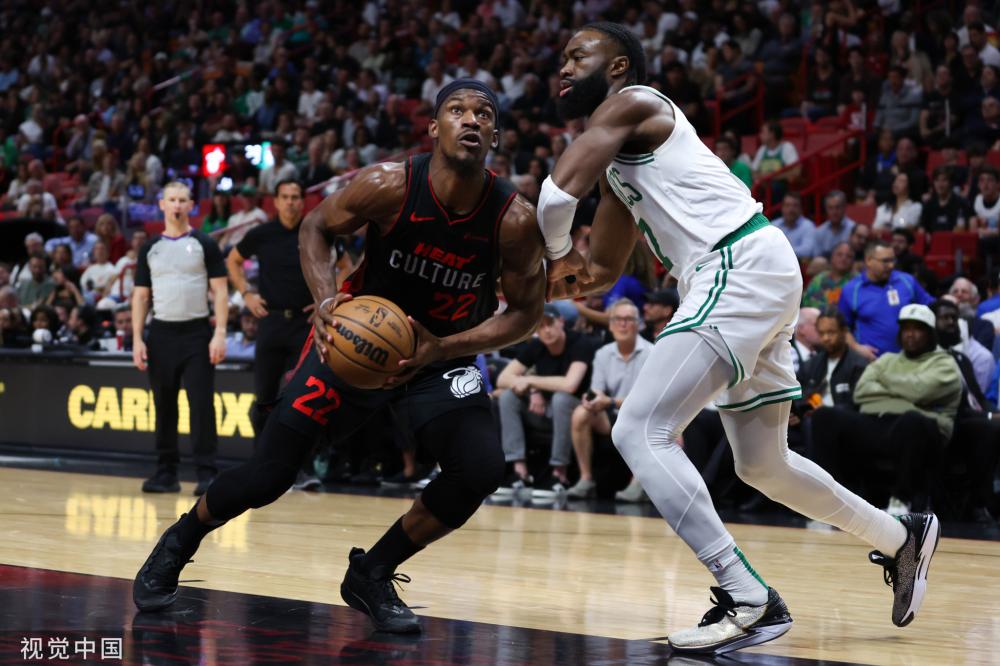 鲍威尔的出 鲍威尔的出